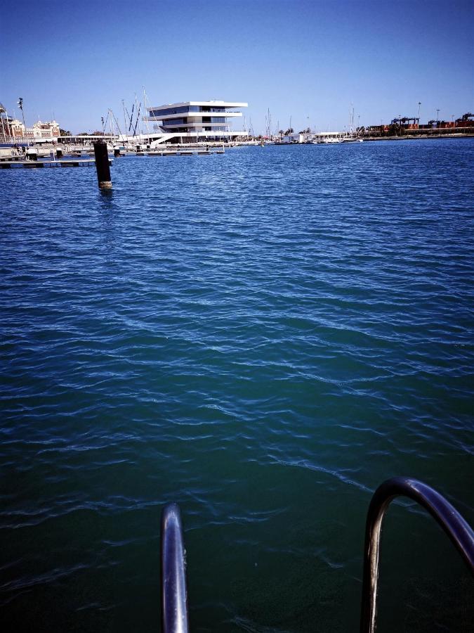 B Beach Valencia Apartment ภายนอก รูปภาพ
